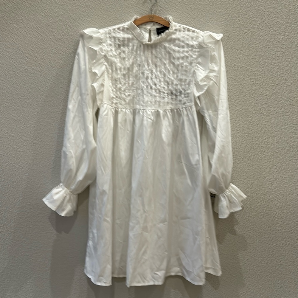 Pretty Little Thing white Ruffle Shirt Dress Size 6 NWT